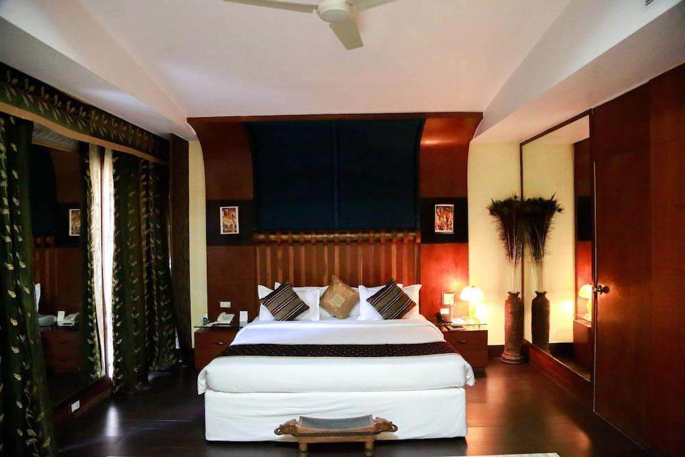แกรนด์ เฮอริเทจ นาร์มาดา แจ๊คสัน Hotel จาบัลปูร์ ภายนอก รูปภาพ